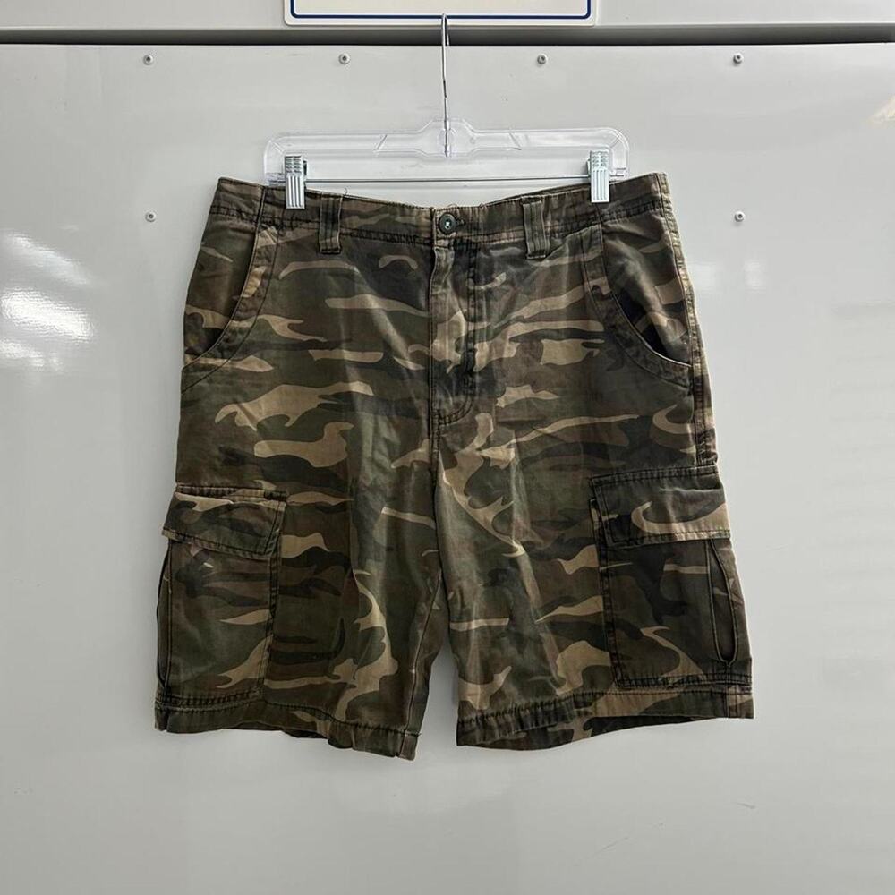 2000s Bugle Boy Camo Cargo Shorts